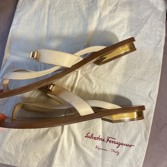 Ferragamo Flip Flops - Picture 8 of 8